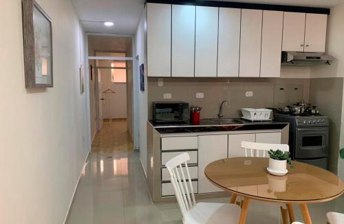 San Miguel Apartment | Acogedor departamento amoblado en san miguel, primer piso, wifi.