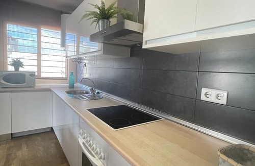 Ciudad Jardin Apartment | Acogedor y Tranquilo Piso en Málaga Capital