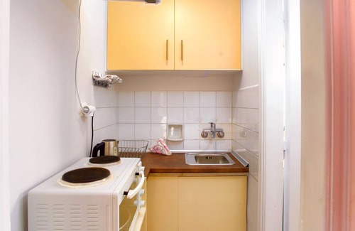 Anafiotika Apartment | Acropolis View Charming Loft