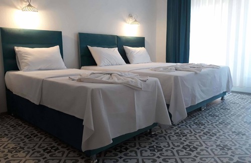 Gokceada Hotel | ADA KEKİĞİ PANSİYON