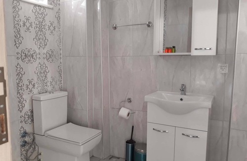 Gokceada Hotel | ADA KEKİĞİ PANSİYON