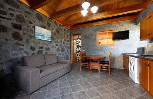 Bandeiras House | Adega Menezes