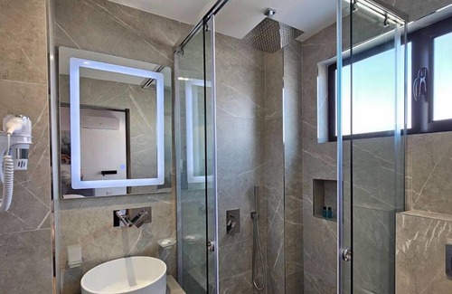 Ksamil Hotel | Adele Hotel Ksamil