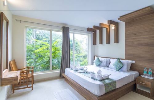 Vythiri Hotel | Adithya Nature Resort & Spa