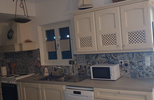 Kithnos Villa | Admiral's villa at loutra kithnos