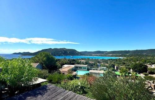 Santa Giulia House | Adorable duplex vue mer 5 min à pied de Santa Giulia