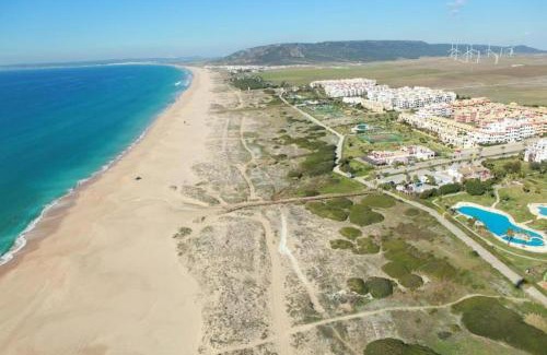 Atlanterra Apartment | Adosado Dúplex Bahía de la Plata - Vistas Increíbles al Mar, Terraza y Jardín Privado