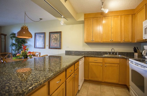 Honokowai Apartment | AEI at Kaanapali Shores