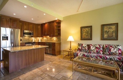Honokowai Apartment | AEI at Kaanapali Shores