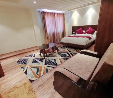 Sinamangal Hotel | AERO HOTEL BY AERO LOUNGE AND BAR