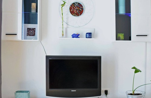 Zagreb Apartment | Aetherius Red
