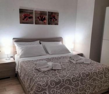 Nicolosi Apartment | Aetna apartment