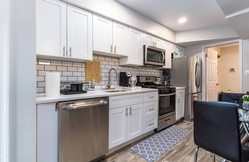 Kingman Park Condo | Affordable and Comfortable Stay in DC with Dedicated Parking Space