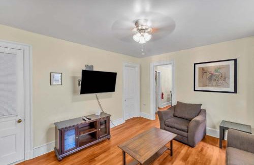 Oneonta Apartment | After the Game Apt 2 All Star Baseball Rentals