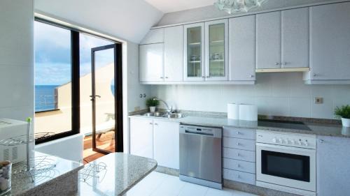 Malpica de Bergantinos Apartment | AG Piso Dúplex A Terraciña de Malpica 1ª línea mar
