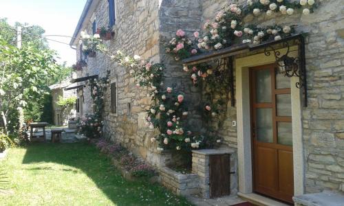 Zrenj House | Agroturizam Nežić