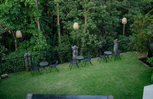 Melayang Hotel | Ahamta Ubud by Prasi