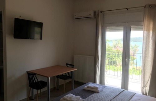 Sourpi Apartment | Ai Nies Studio 3