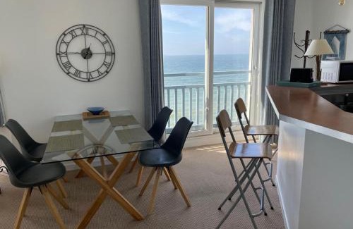 Ambleteuse Apartment | Aiguemarine - Vue Mer & Fort - Confort & Evasion