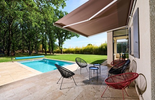 Velleron House | Air-conditioned villa in the heart of Provence, swimming pool, for 8 people, in absolute peace and quiet