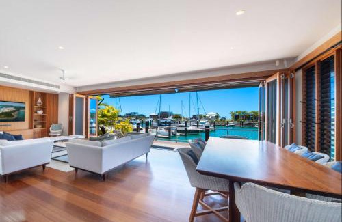 Airlie Beach House | Airlie Beach Marina-Front Luxury at 10 The Cove