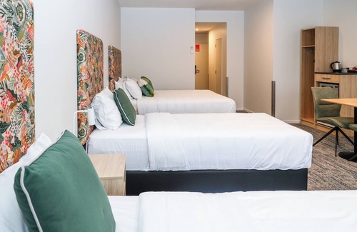 Wellington Hotel | Airport Stays