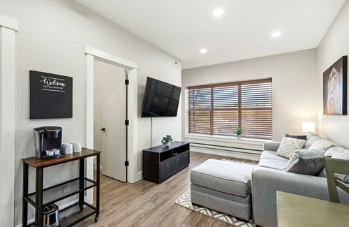 Great Falls Apartment | Aisling Suites