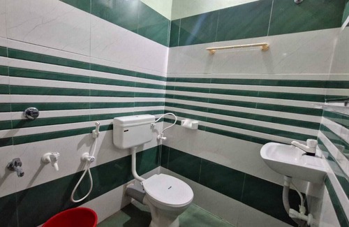 Varkala Hotel | Akshay beach resort
