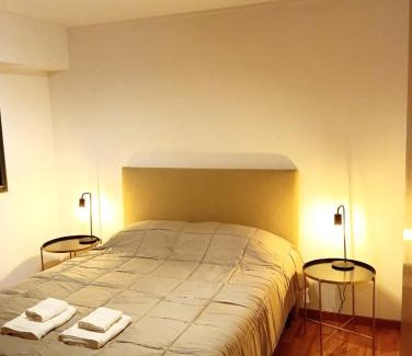 La Plata Apartment | Alójate 12 - Moderno y luminoso - 4 o 2 personas Zona Hospital Español-Estadio Unico