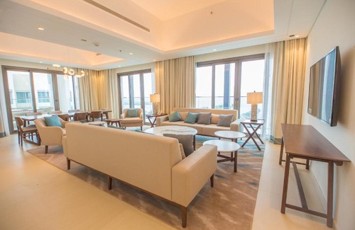 Al Kubus Apartment | Al Aqah Luxury Apartment w/ Sea Views at Address Residences