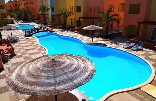 Dahar Hotel | Al-Dora Beach Resort