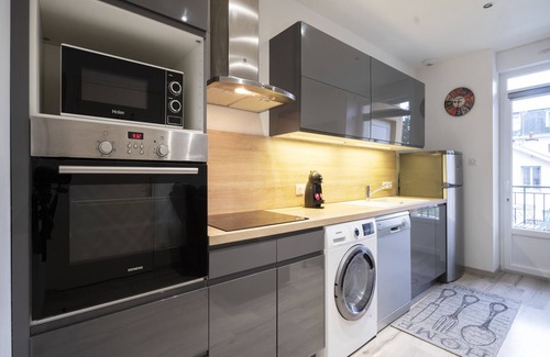 Vittel Apartment | Alain Delon: Charming one-bedroom apartment in city center (with parking and terrace)