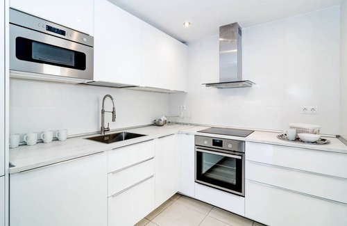 Nueva Andalucia Apartment | ALB205 - 3 bedroom Apartment in Nueva Andalucia
