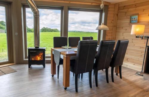 Linlithgow House | Alban