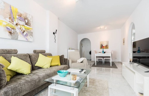 Nueva Andalucia Apartment | Albatros Apartment