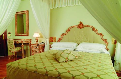 Sarteano Hotel | Albergo La Lanterna