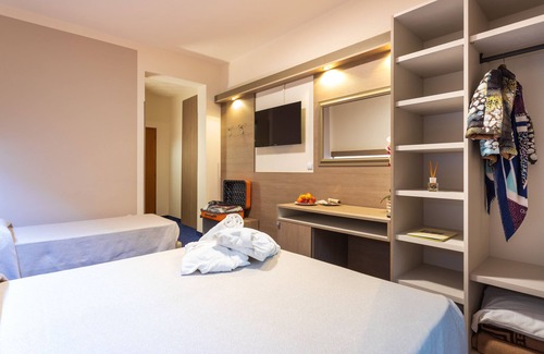 Cimego Hotel | Albergo Ristorante Aurora