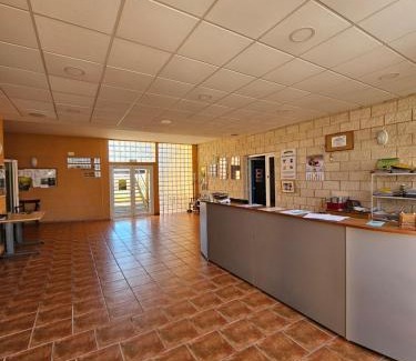 Fresno de la Fuente Hostel | Albergue Centro de Ocio Luis Miguel