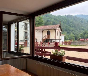Lastur Hostel | ALBERGUE DE LASTUR
