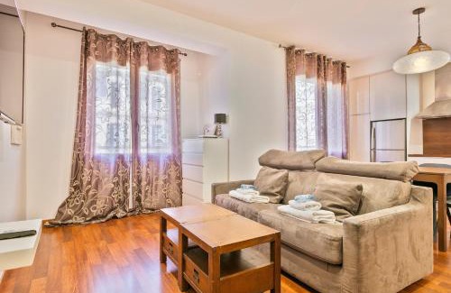 La Sagrada Familia Apartment | Alcam Enamorats