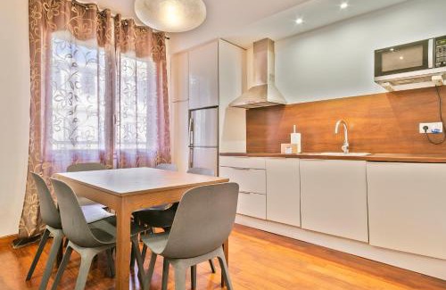 La Sagrada Familia Apartment | Alcam Enamorats