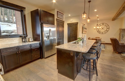 Keystone Apartment | Alders 854 Independence Rd