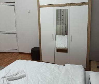 Drobeta-Turnu Severin House | Alex House