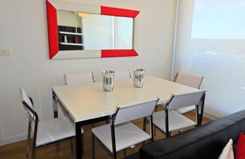 Cantegril Apartment | Alexander Boulevard