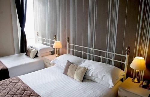 Hastings Bed & Breakfast | Alexander's