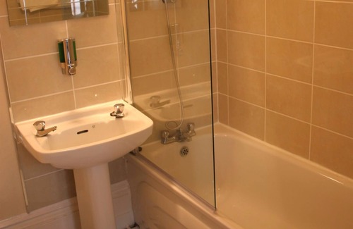 Hastings Bed & Breakfast | Alexander's