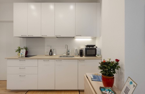 Citta Nuova-Barriera Nuova-San Vito-Citta Vecchia Apartment | Alexander's Nest