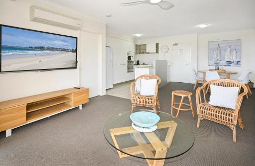 Alexandra Headland Apartment | Alexandra Headland Resort Heaven, Pool/Beach ZD8