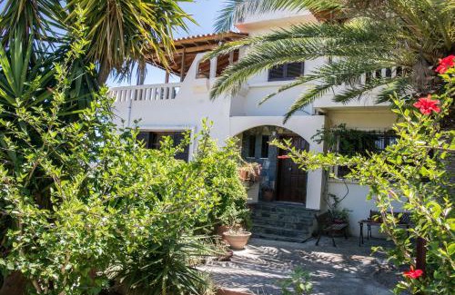 Kato Stalos House | Alexandra Villa Stalos