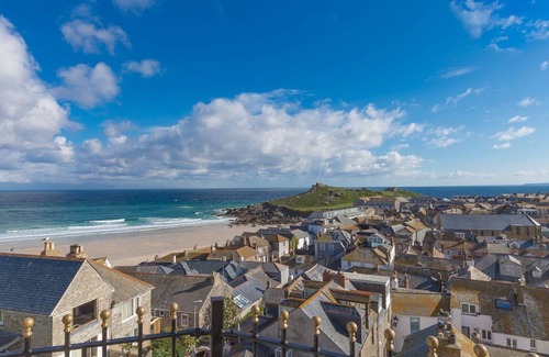 St Ives Cottage | Alfred Wallis